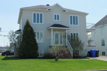 Triplexes Built for Private Investors in St-Augustin-de-Desmaures